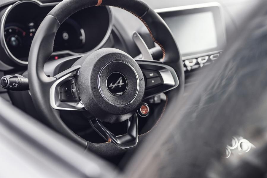 Детали интерьера Alpine A110S 2019 года  (WW) (фото 28 из 93)